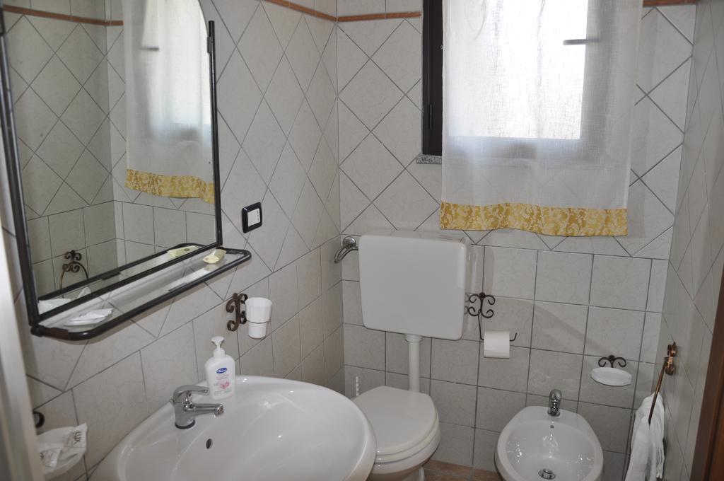 Agriturismo Sechi Campanedda ภายนอก รูปภาพ