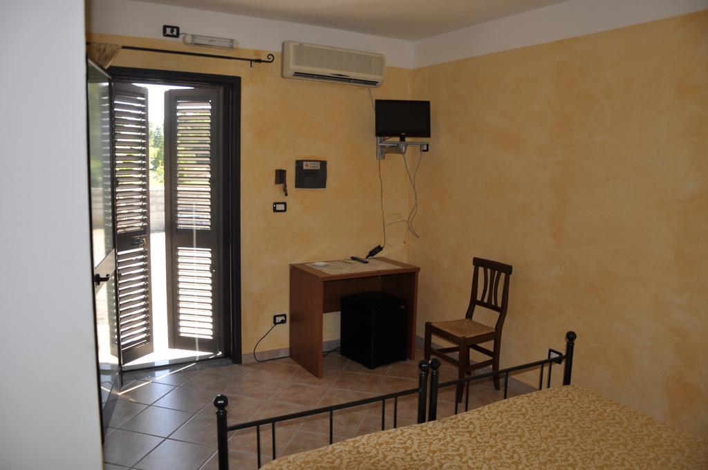 Agriturismo Sechi Campanedda ภายนอก รูปภาพ