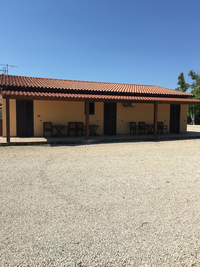 Agriturismo Sechi Campanedda ภายนอก รูปภาพ