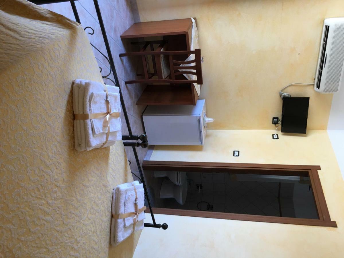 Agriturismo Sechi Campanedda ภายนอก รูปภาพ
